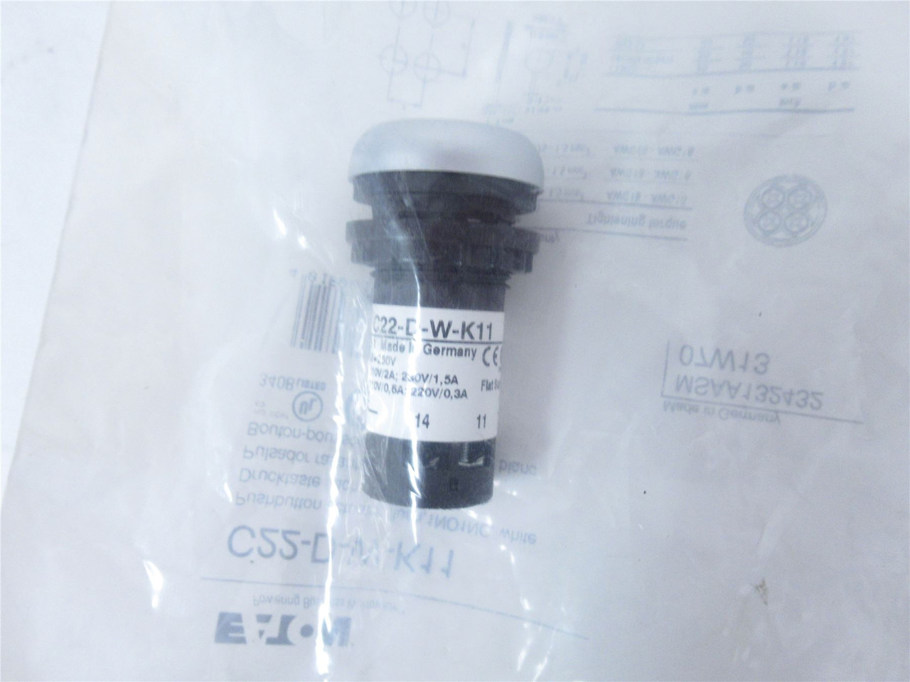 Eaton C22-D-W-K11; Pushbutton - Non Illuminated; Momentary