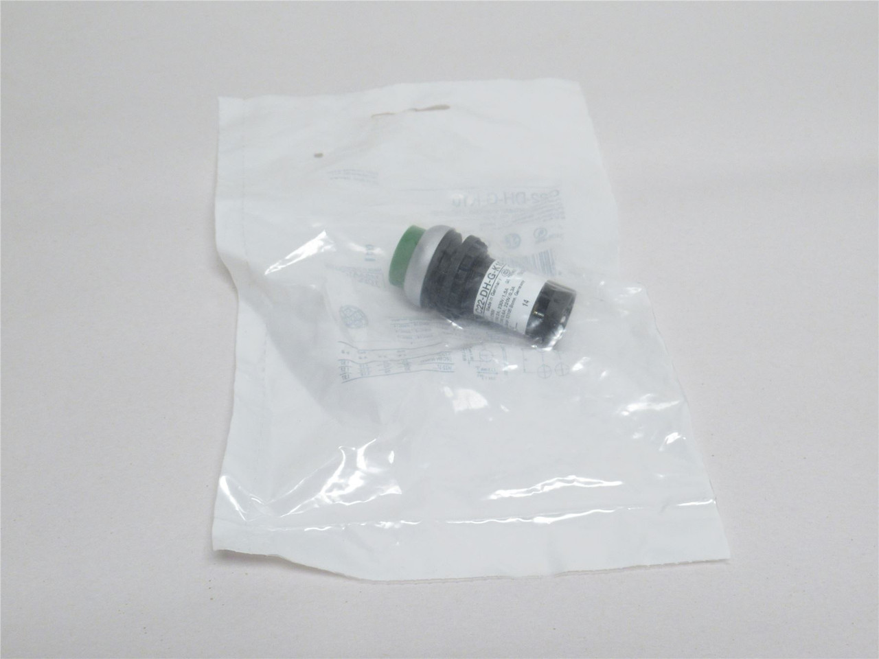 Eaton C22-DH-G-K10; Compact Push Button; Green; 1-NO; 22.5mm