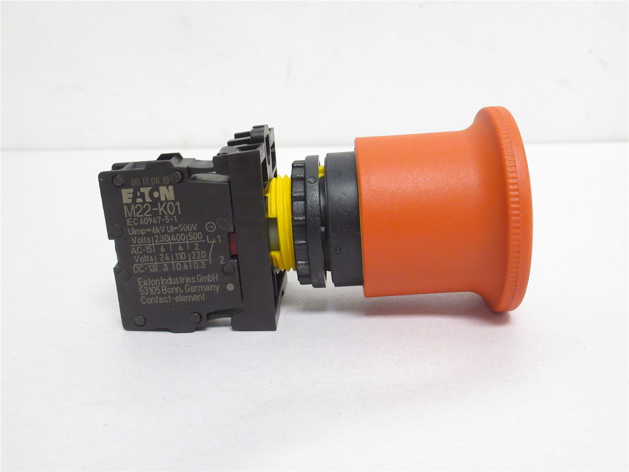 Eaton M22-PV45P-MPI-K01; E-Stop Push/Pull Switch; 45mm