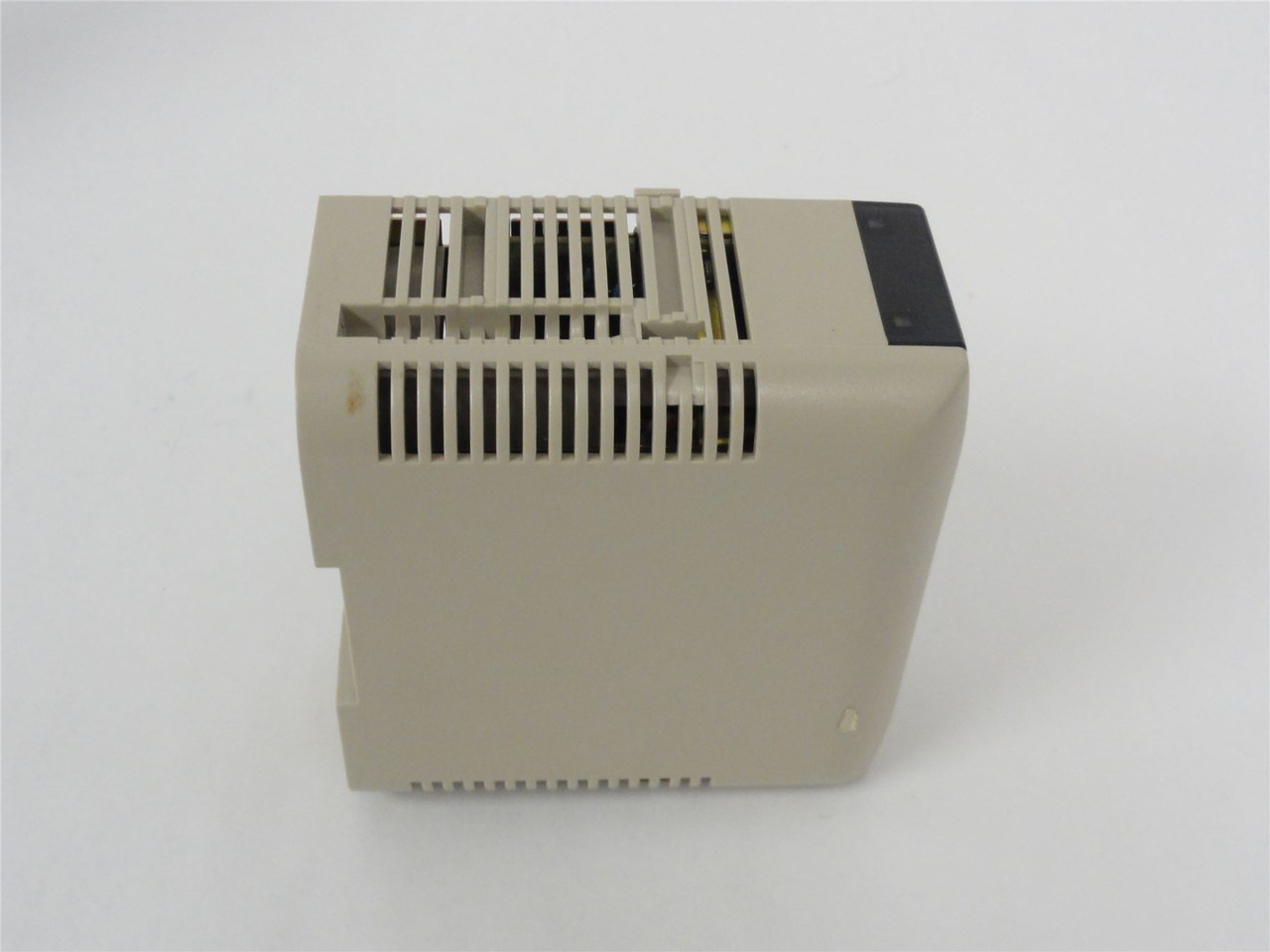 Omron CQM1-PA203; Power Supply-100 VAC/240 VAC; 50HZ/60 HZ