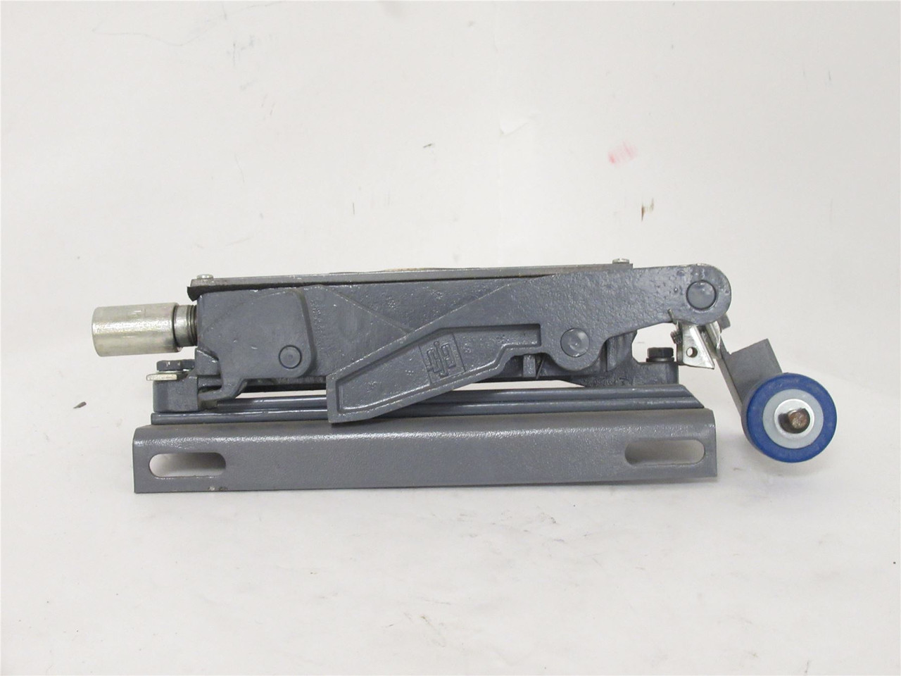 CJA HG-2-LH; NK Freight Elevator Interlock LH