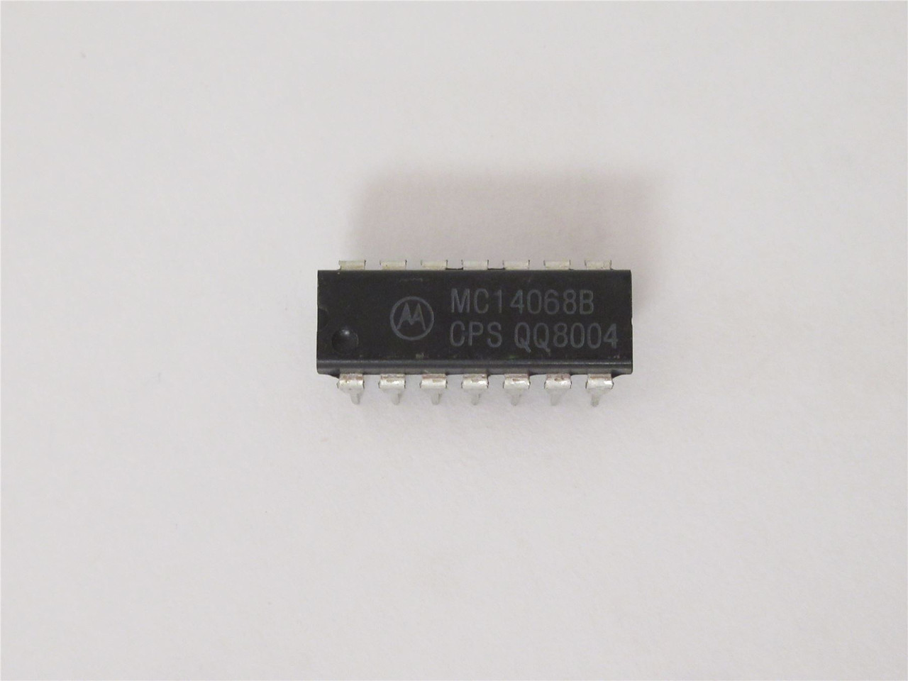 Motorola MC14068B; Lot-8 B-Suffix Series CMOS Gates