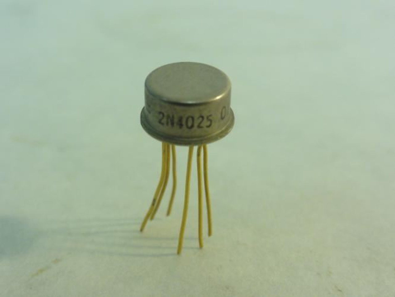 Central Semiconductor 2N4025; Transistor