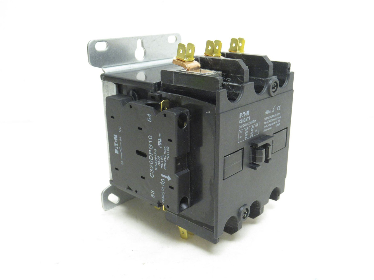 Eaton C25GNY9; Contactor; 90A; 3P; 600VAC; Coil: 24VAC