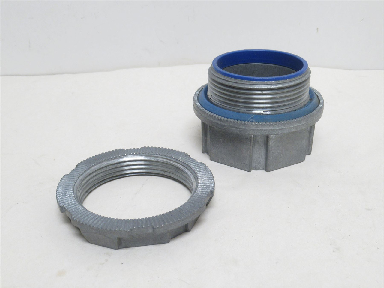 T&B H250-TB; Aluminum Weather Proof Conduit Hub; Size: 2-1/2"