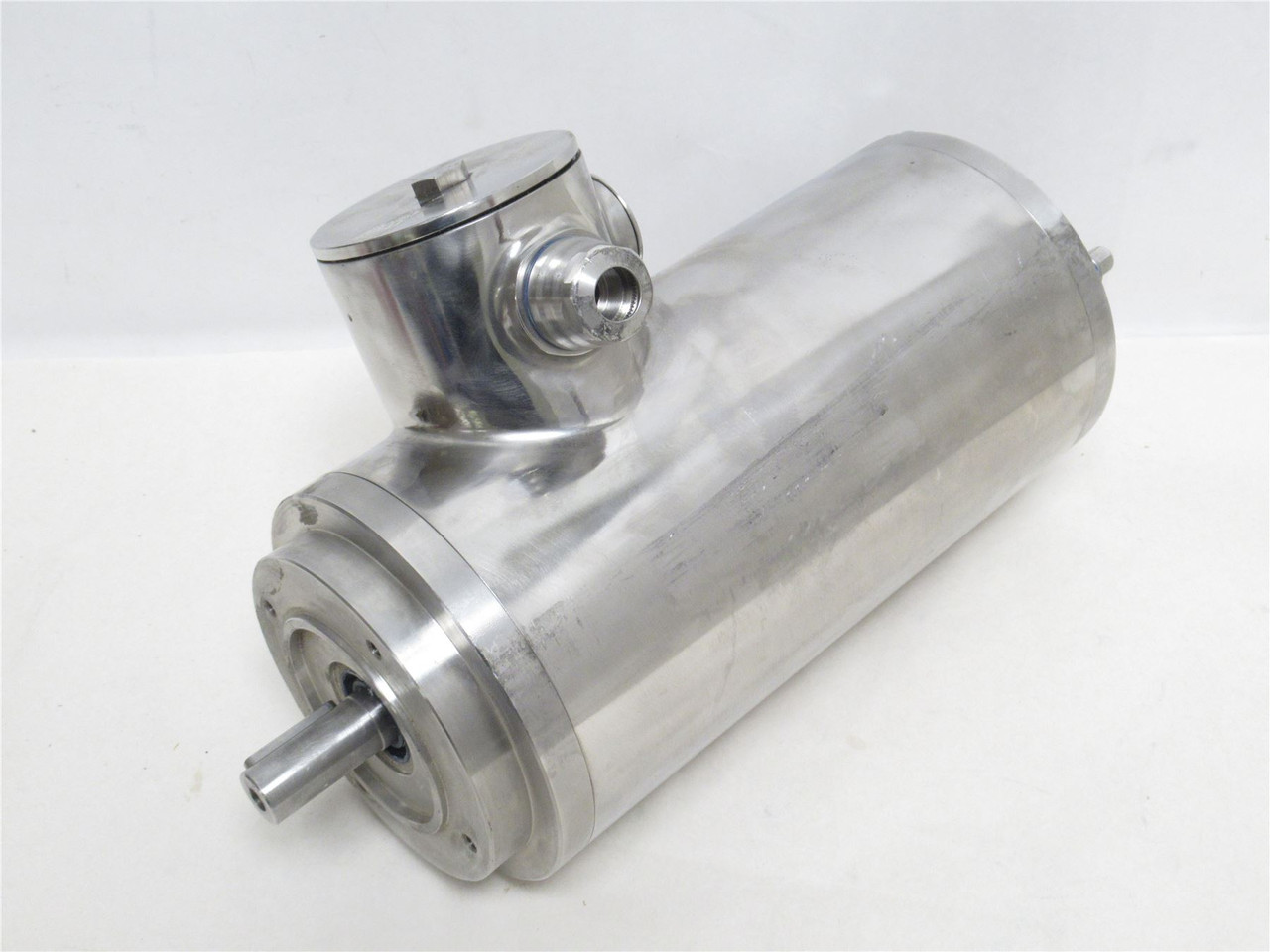 Foodmate IE05000114; Thigh Motor SS; Shaft:  3/4"OD; 1-3/4" L