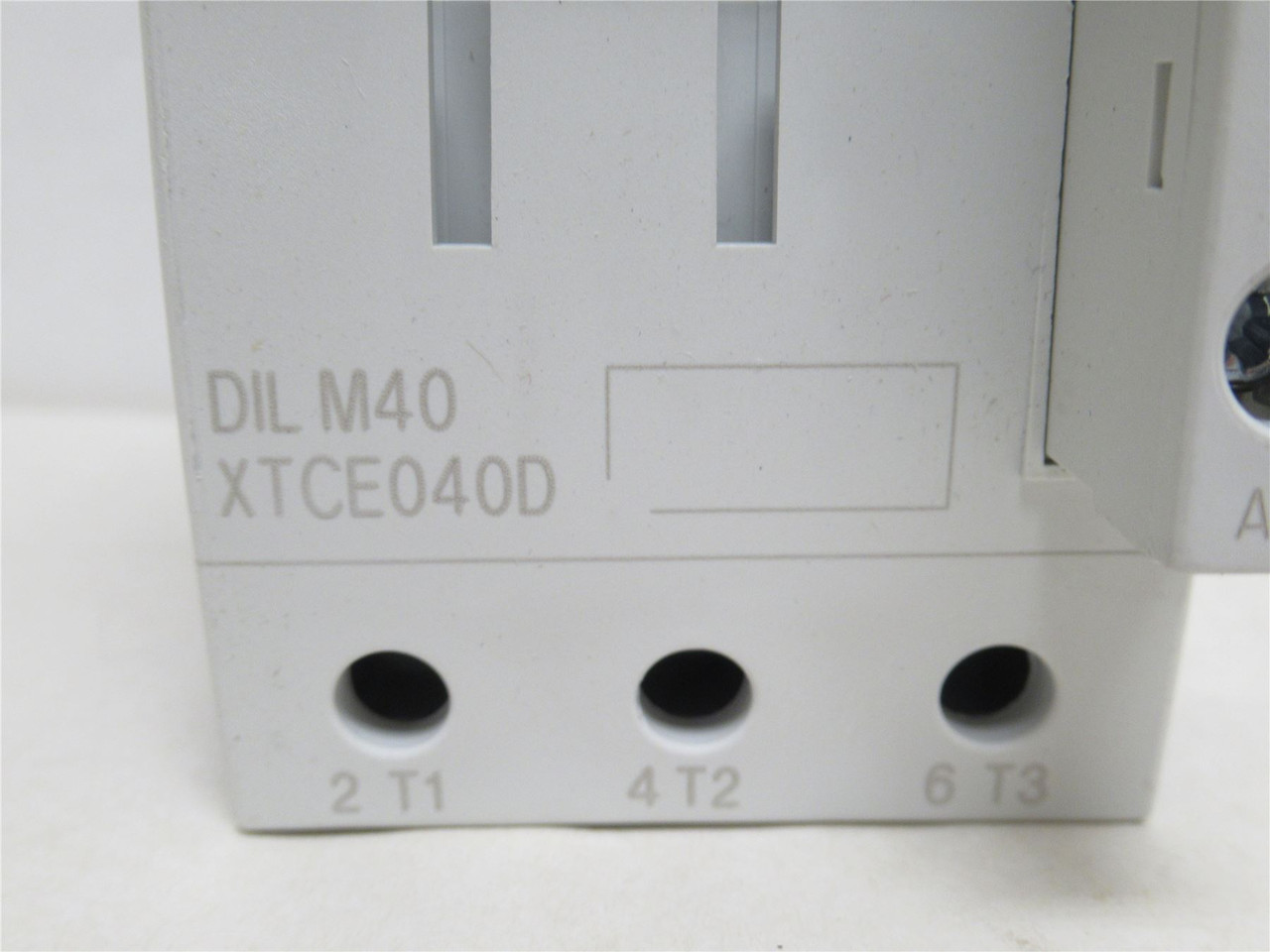 Eaton XTCE040D00B; Contactor; 40A; 3P; 600VAC; Coil: 240VAC Eaton XTCE040D00B; Contactor; 40A; 3P; 600VAC; Coil: 240VAC