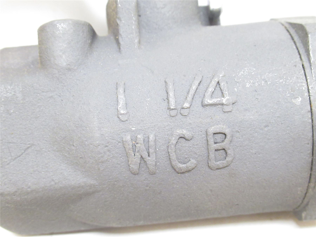 KF Hale 05005-P11; Ball Valve; Locking; 1-1/4FNPT 1500WOG