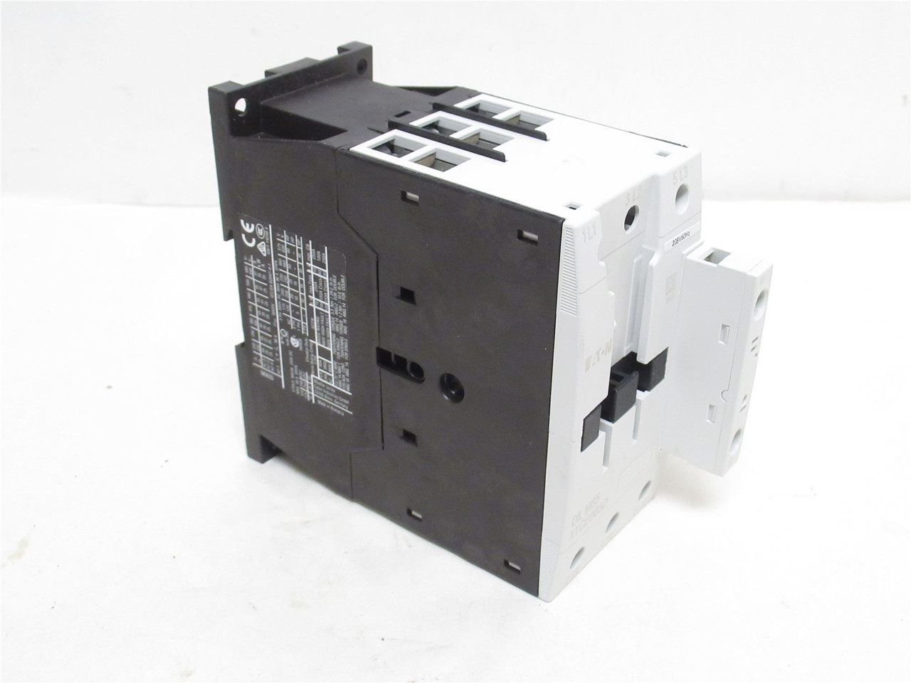 Eaton XTCE065DS1E; Contactor; 65A; 600VAC; 4P; Coil: 208V Eaton XTCE065DS1E; Contactor; 65A; 600VAC; 4P; Coil: 208V