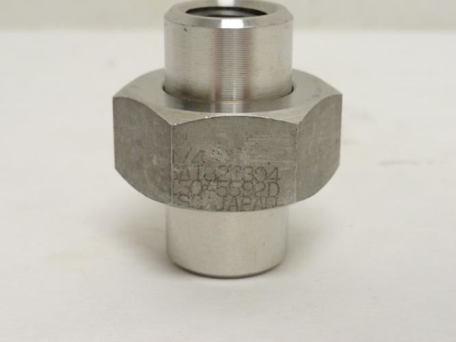 Industry-Std 1LUE5; Pipe Union; SS-304; 1/4 FNPT; Class: 150