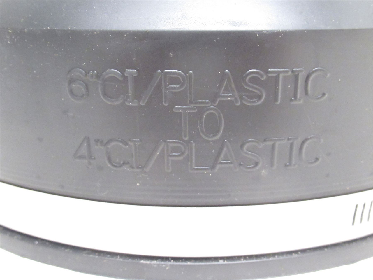 Fernco 1056-64; Elastomeric Flexible Pipe Coupling; 6" x 4"