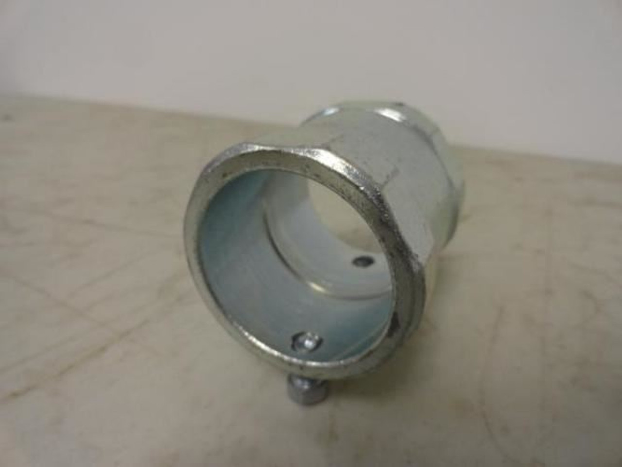 Hubbell 3LP83A; Conduit Coupling; 1-1/4" Conduit Size