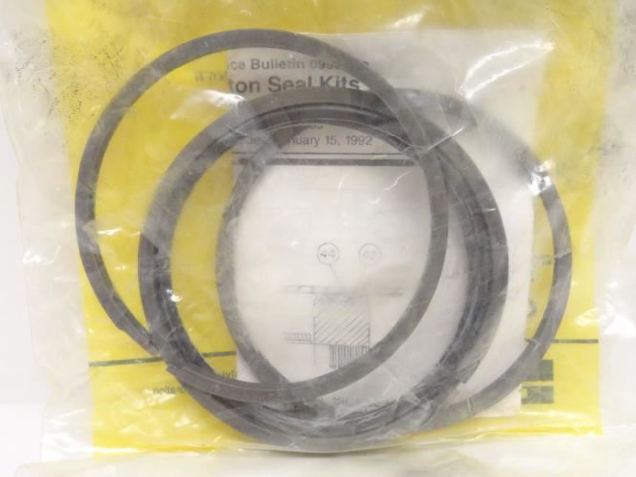 Parker PR322H0001; Cylinder Seal Kit; Size: 3-1/4"