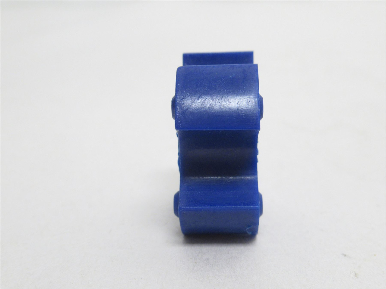 Lovejoy 685144377869; Blue Urethane Spider ClosedCenter L-050