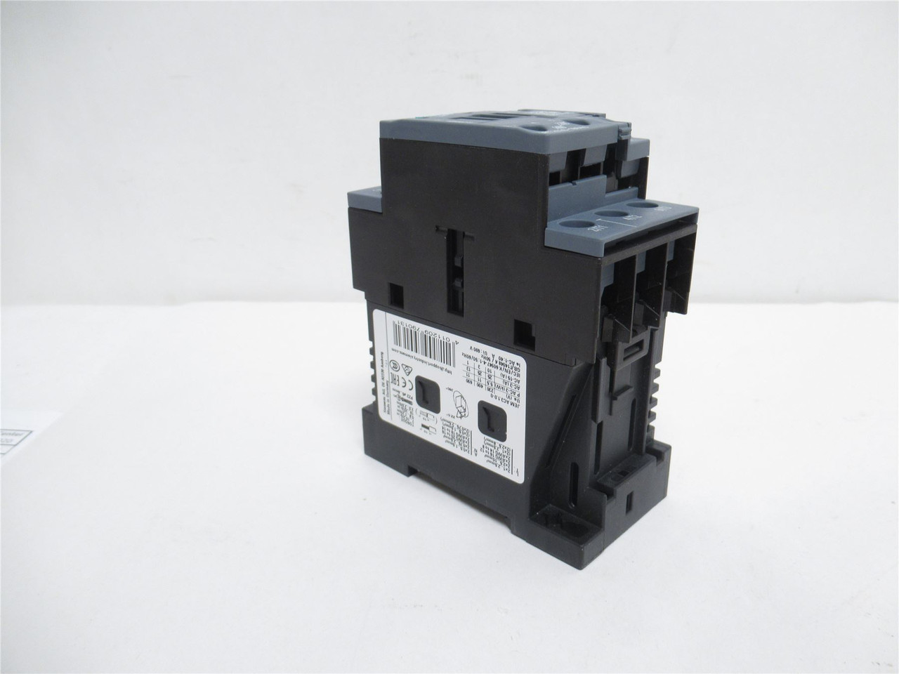 Siemens 3RT2026-1BB40; Contactor; 25A; 3P; 400V; Coil: 24V Siemens 3RT2026-1BB40; Contactor; 25A; 3P; 400V; Coil: 24V