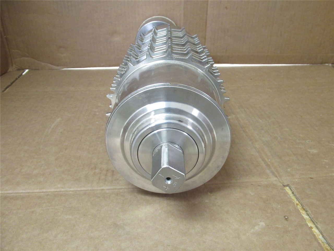 Van Der Graaf TM147A30-410NB; Drum Motor  58ft/min 5"OD x 14"W