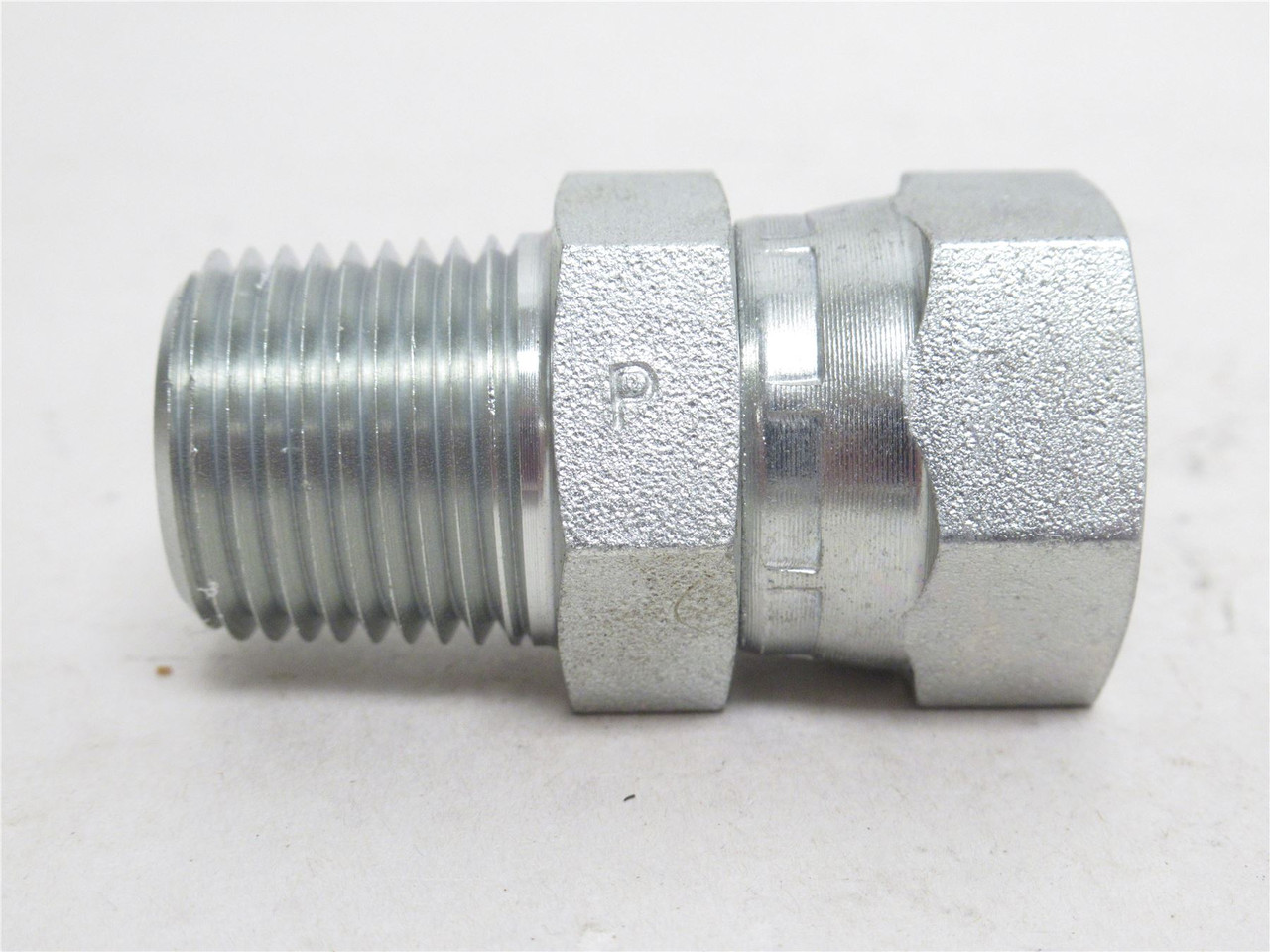 Parker 0107-8-8-S; Straight Pipe Swivel; 1/2 x 1/2 NPT