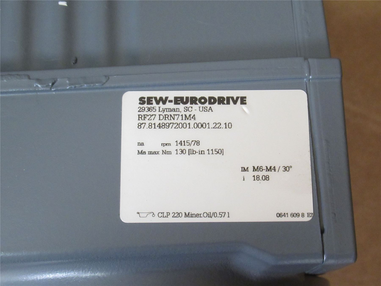 SEW RF27DRN71M4; AC Gearmotor 18:1 Ratio; 0.37kW; 3PH; 60HZ