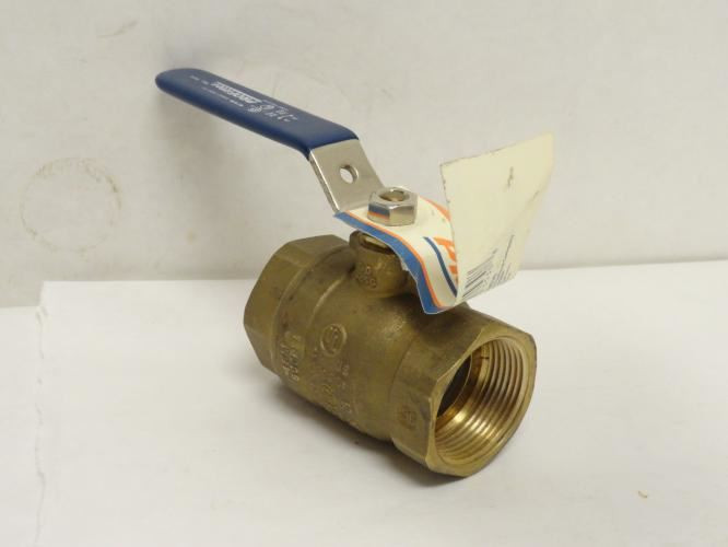 ProFitter 473530; Brass Ball Valve 1-1/4NPT; 600WOG