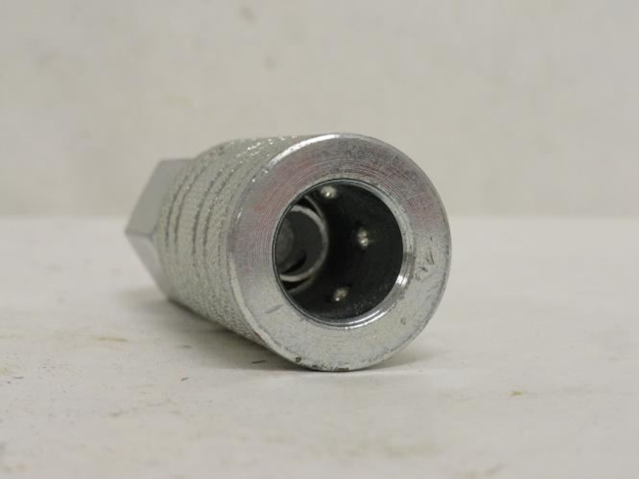 MFG- 30E683; Industrial Quick Coupler Body; Steel; Size: 1/2"