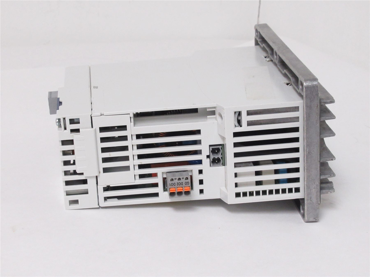 Lenze E84AVSCE3712SX0; Frequency Inverter Drive; 230/240V