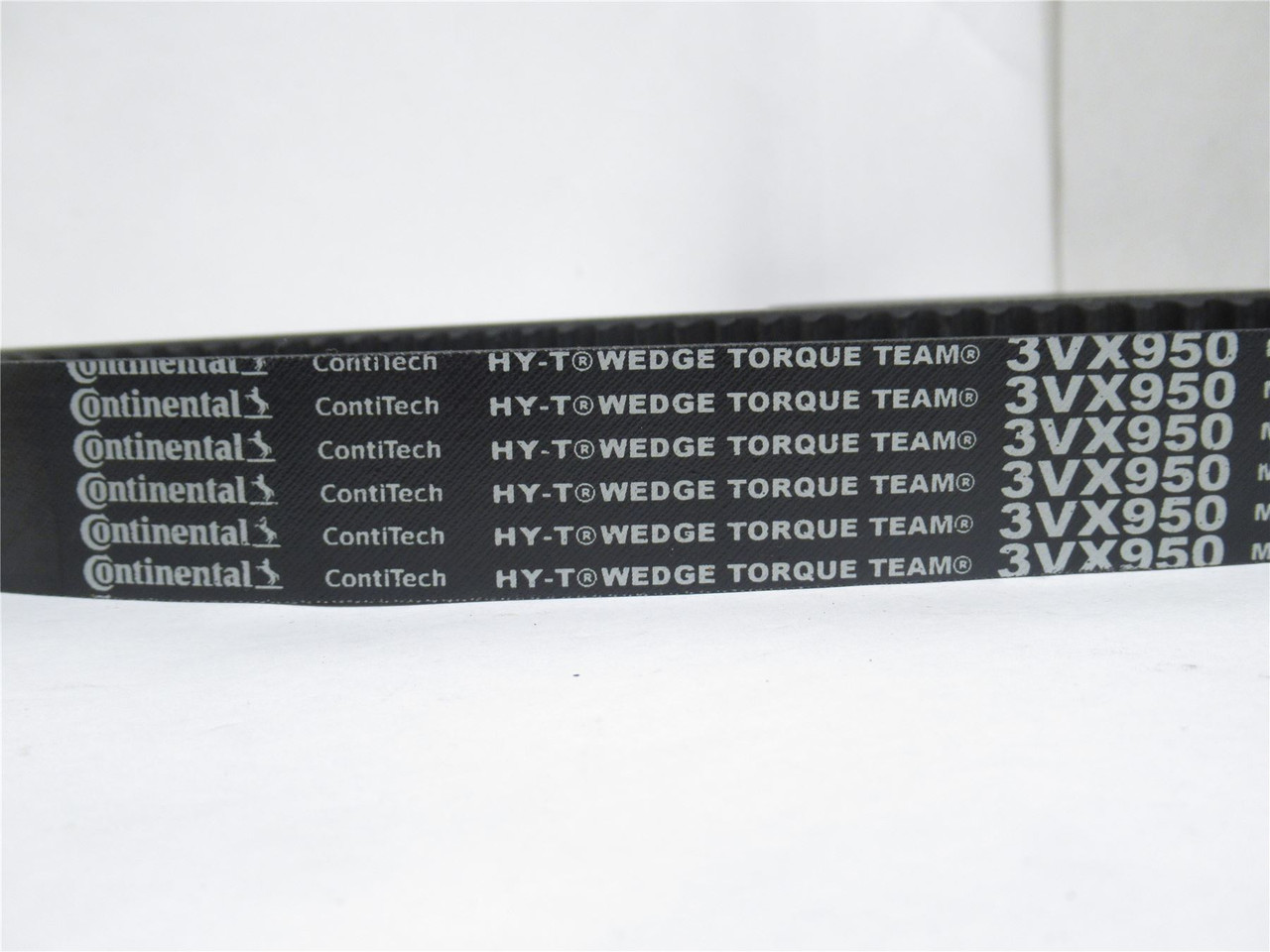 Continental 3/3VX950; Banded V-Belt; 3-Rib; 95"L x 1-1/8"W