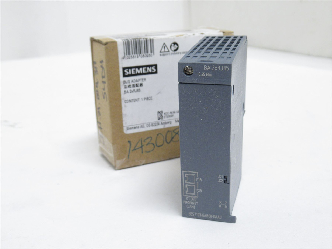 Siemens 6ES7193-6AR00-0AA0; Bus Adapter; 2-Jack RJ45
