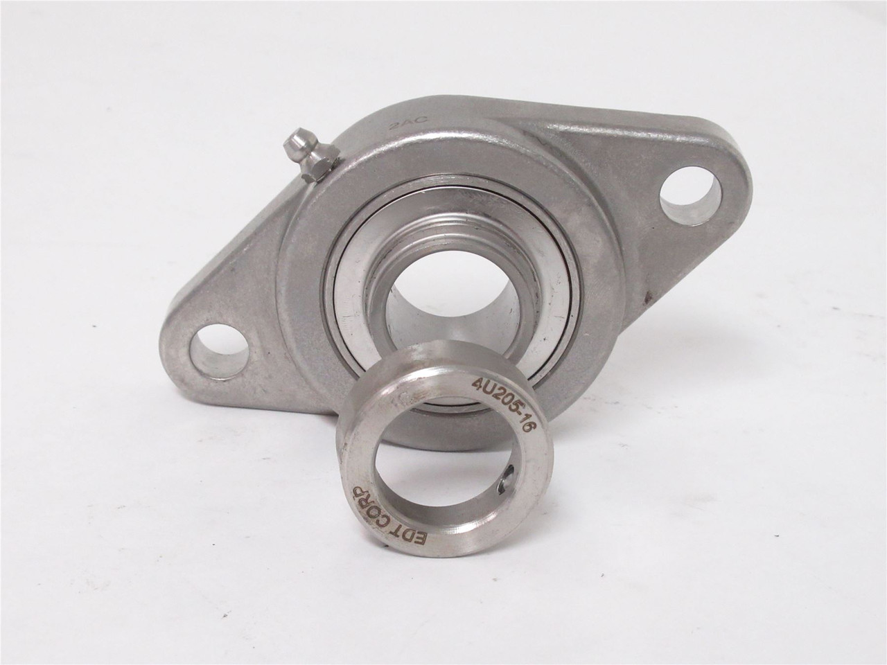 EDT CORP 4U205-16; Flange Bearing; 1" Shaft; 2 Bolt Flange