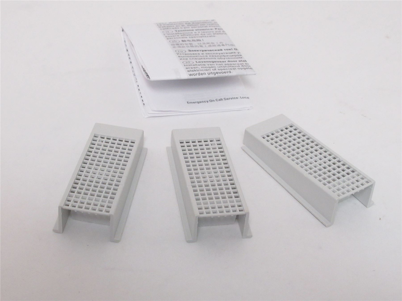 Eaton NZM2-XIPA; Lot-3 Finger Protection Cover