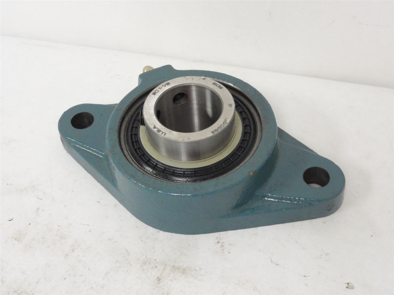 Dodge F2B-SC-102; 2-Bolt Flange Bearing; 1-1/8" ID; 124274
