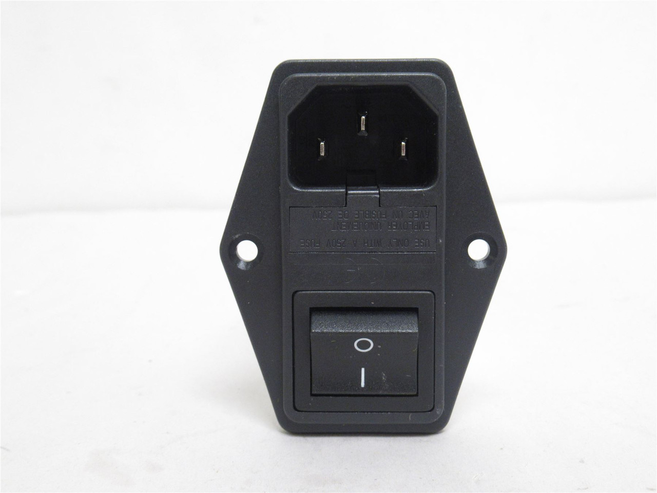 Roxburgh RIP-0642-H2; IEC Inlet Feeder; 6A; 250VAC