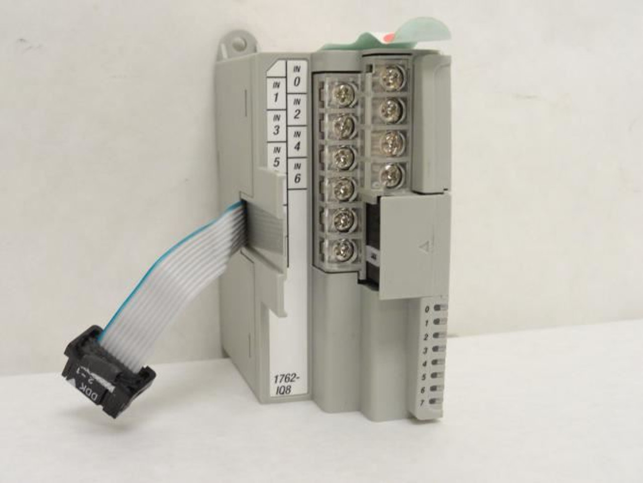 Allen-Bradley 1762-IQ8; Input Module; 24VDC; NO DOOR