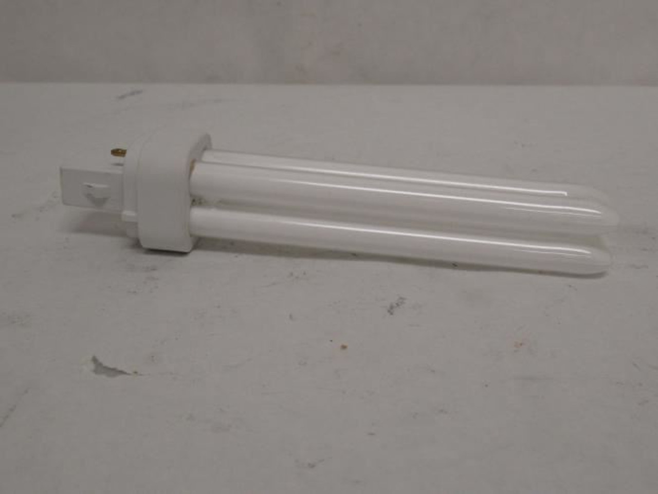 Sylvania CF26DD/E/841; Compact Fluorescent; 26W; 2-Pin