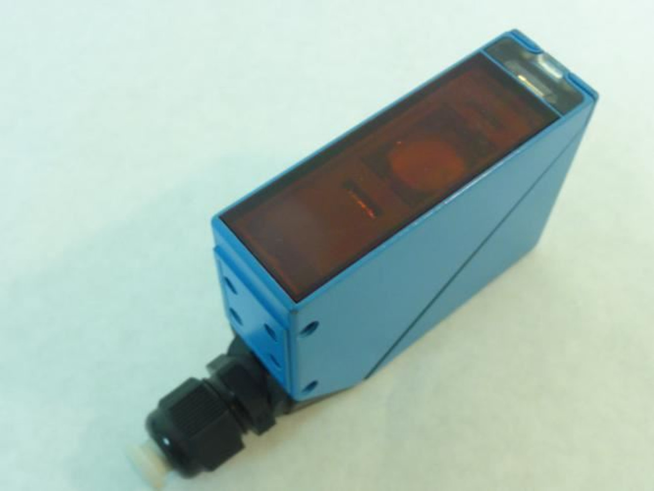 Sick 2021159; Photo Sensor; 12-240VDC; 24-240VAC