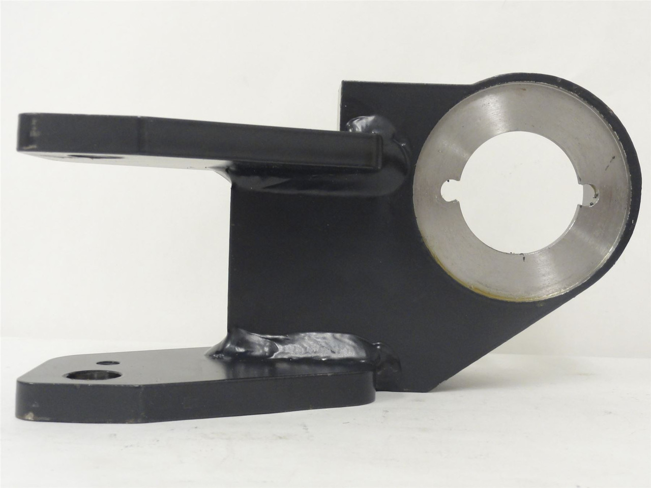 Crown 115370-1; Support Caster; RH