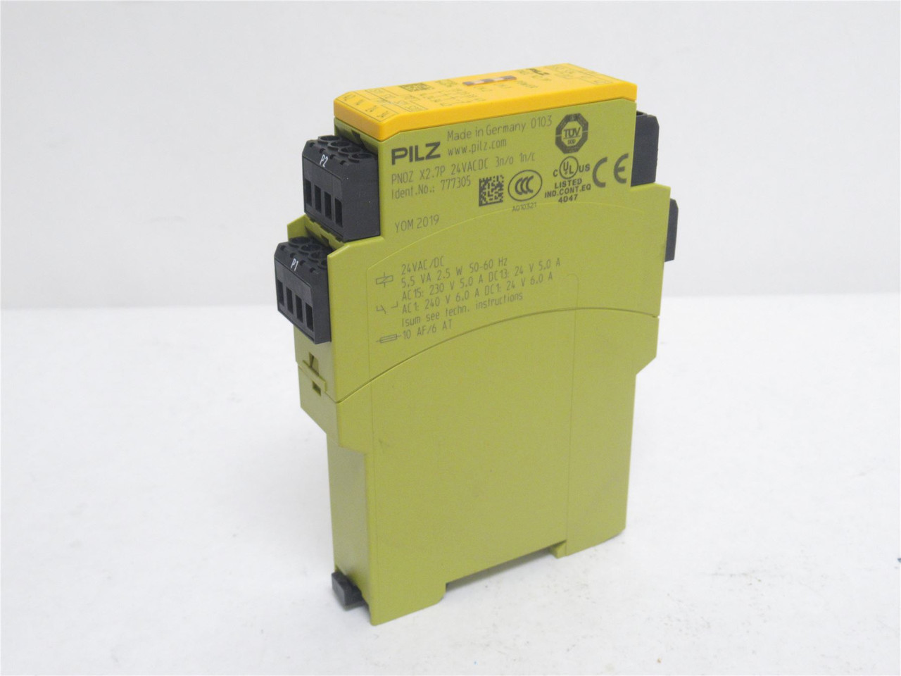 Pilz PNOZ X2.7P; Safety Relay 777305; 24VAC/DC; 3-NO; 1-NC