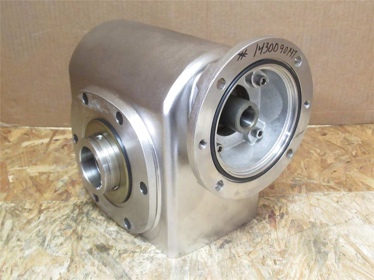 Boston Gear SSHF732-40KC-B7-HS1-P32; Gearbox SS; 40:1 Ratio