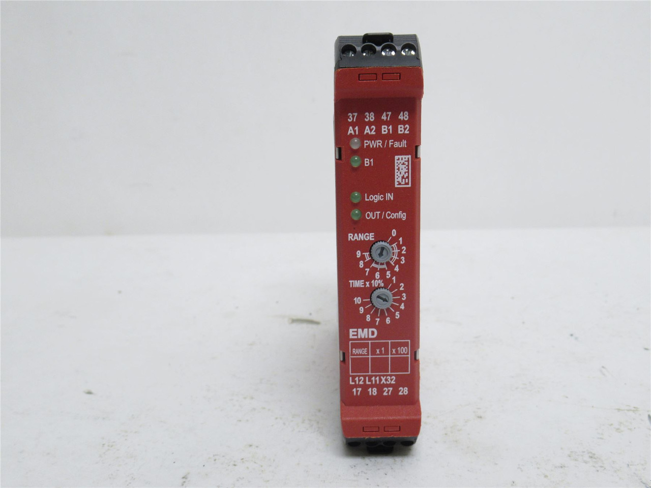 Allen-Bradley 440R-EM4R2D; Safety Relay 24VDC; 3.5 Watt; 4-NO