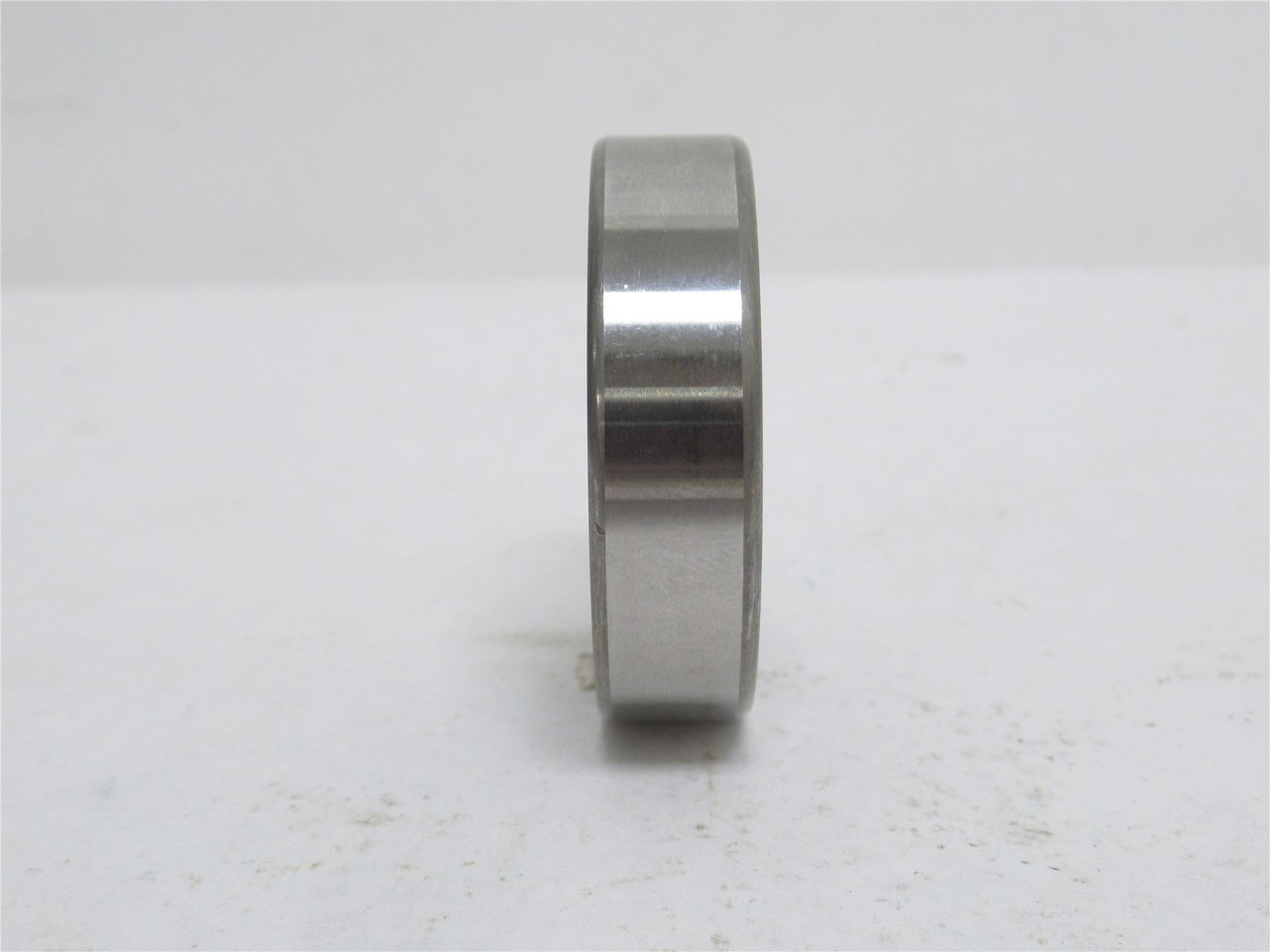 SKF 6005-2RSH; Ball Bearing 25mmID x 47mmOD x 12mm Wide