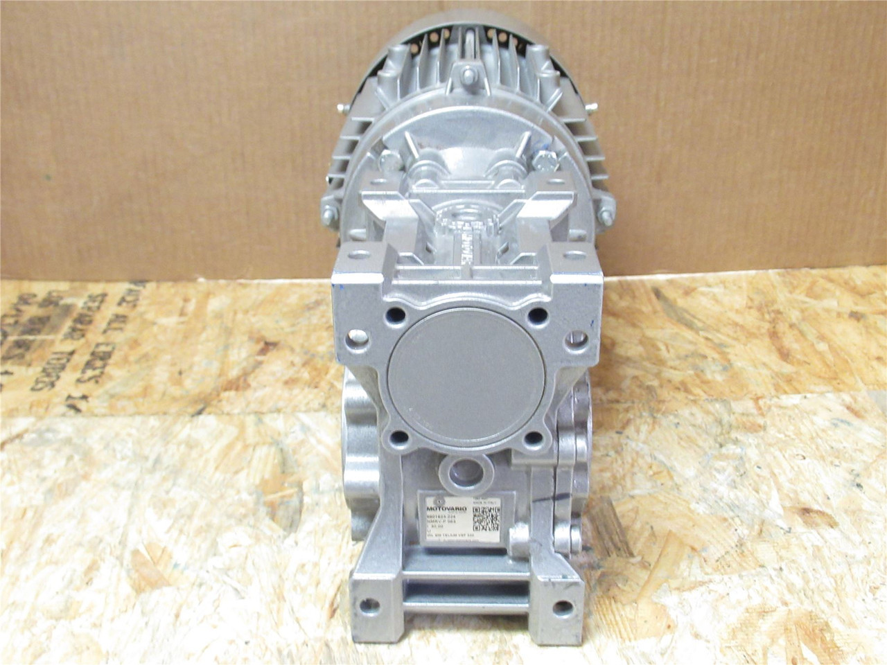 Motovario NMRV-P063; AC Gearmotor; 30:1 Ratio; 1.1kW; 165/460V