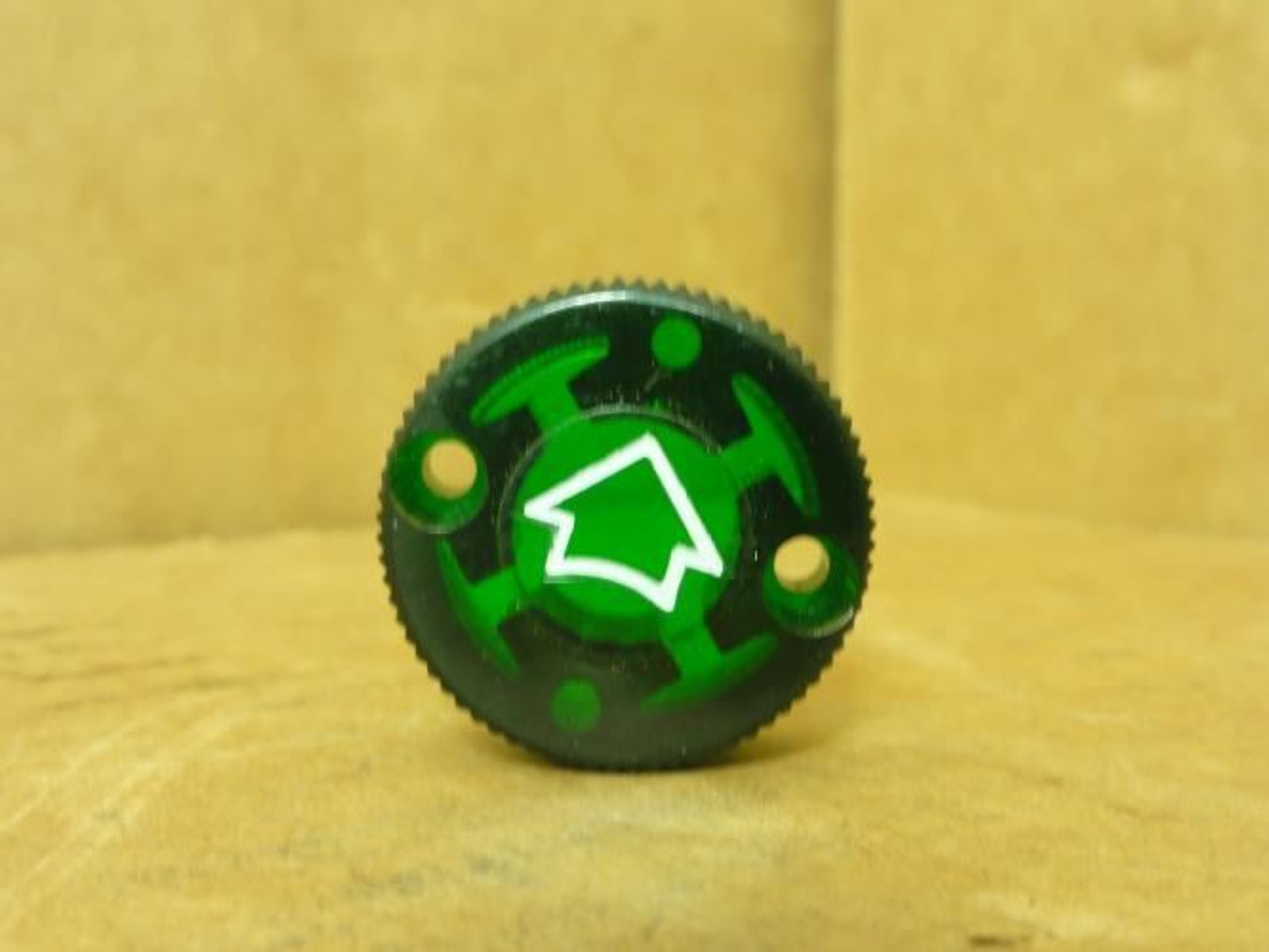 Eaton 10250TEG; Green Knob Lens For illuminated Switch