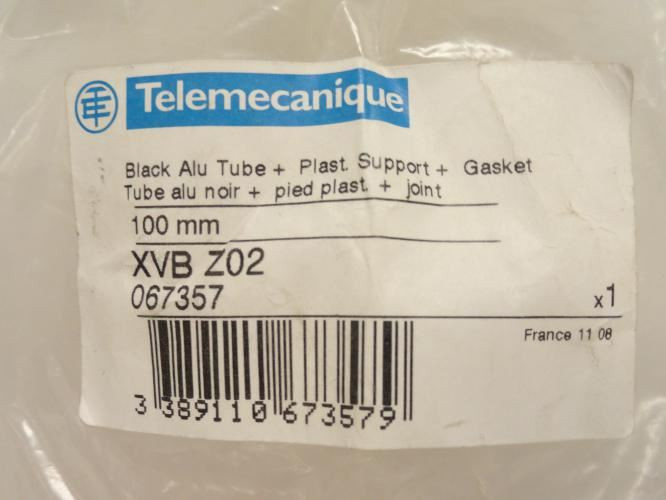 Telemecanique XVBZ02; Integrated Tube; Harmony XVB; Base