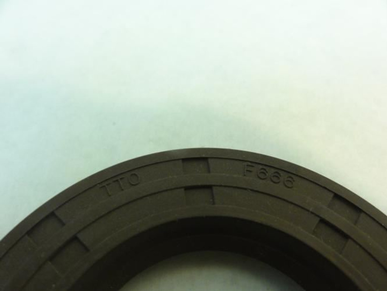 TTO F666SC40X72X10; Oil Seal; 40mm ID; 72mm OD; 10mm Width