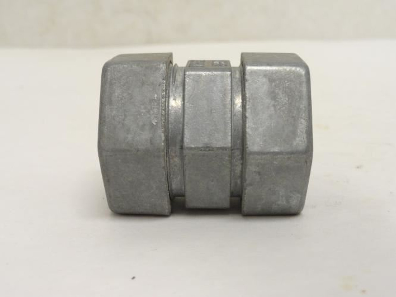 MFG- TC-613; Compression Coupling; 1" EMT