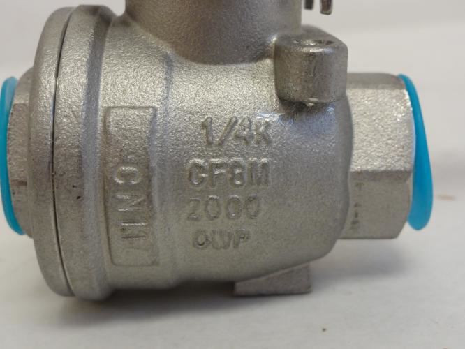 FNW FNW220AB; Ball Valve Latch Lock Lever; SS; 1/4 FNPT