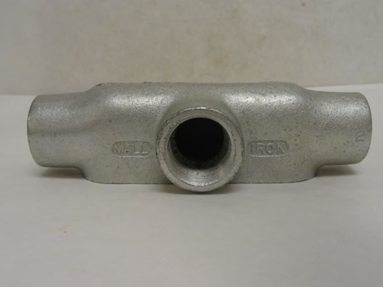 O-Z Gedney T-100; Conduit Body; Type: T; 1NPT; Malleable Iron