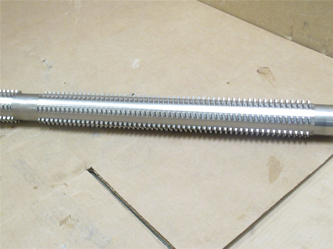 Stein-JBT 403900715; Mesh Belt Roller Shaft SS; 67-1/2" Long