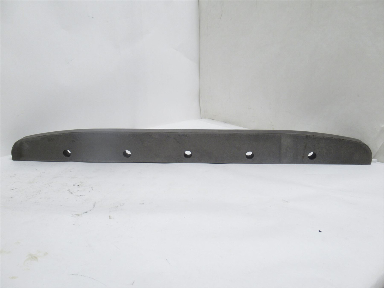 Durr Systems 32048818; Steel Back Up Bar 31" Long; 2-3/4" Wide