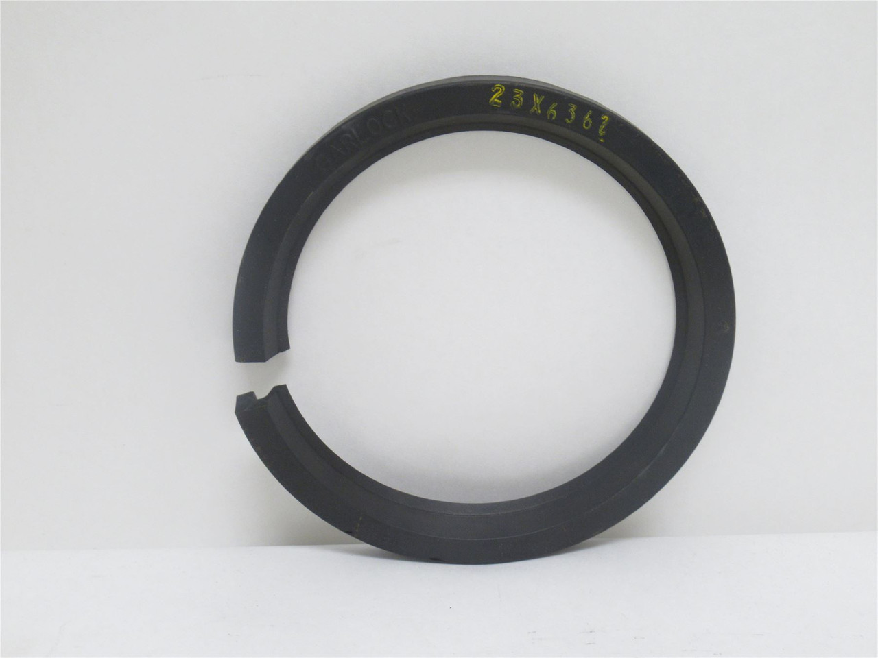 Garlock 23X6362; Split Oil Seal 4.43"ID x 5.438"OD x 1/2" Wide