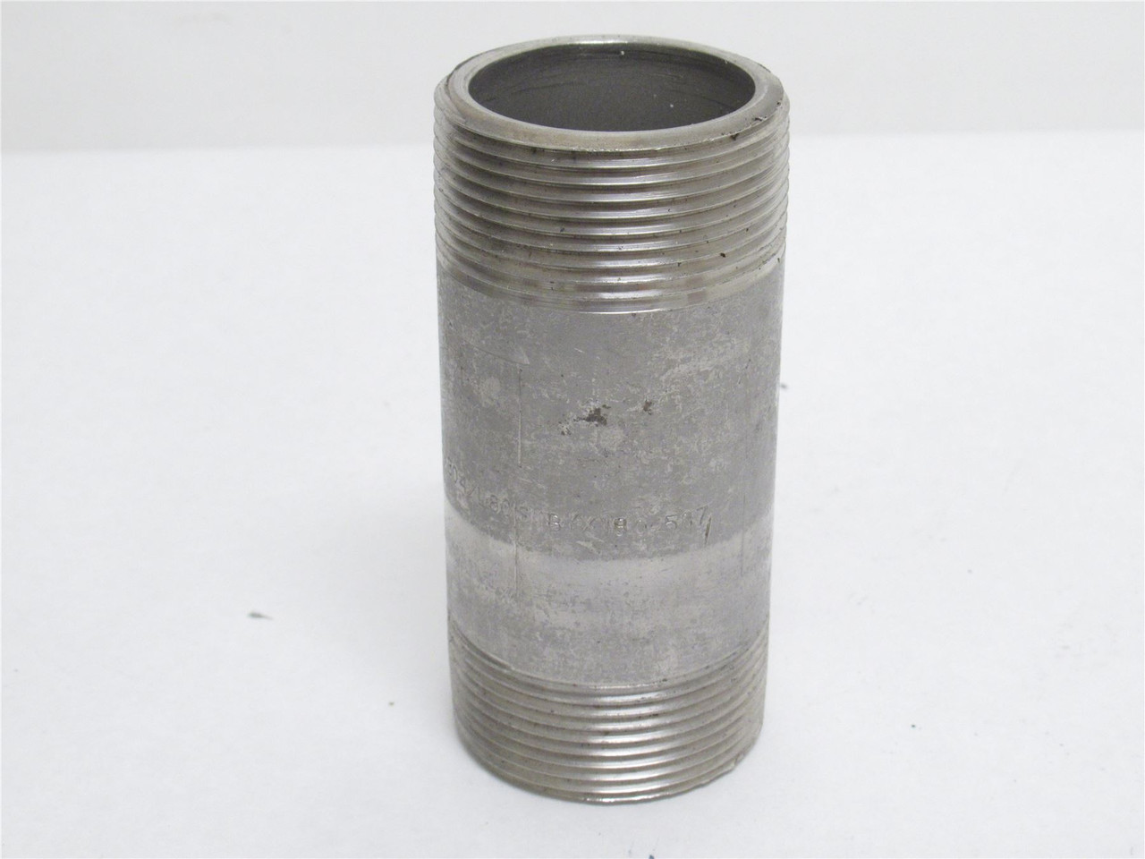 Industry-Std 4TNX9; Pipe Nipple; SS-304; 1-1/2NPT; 4" Long